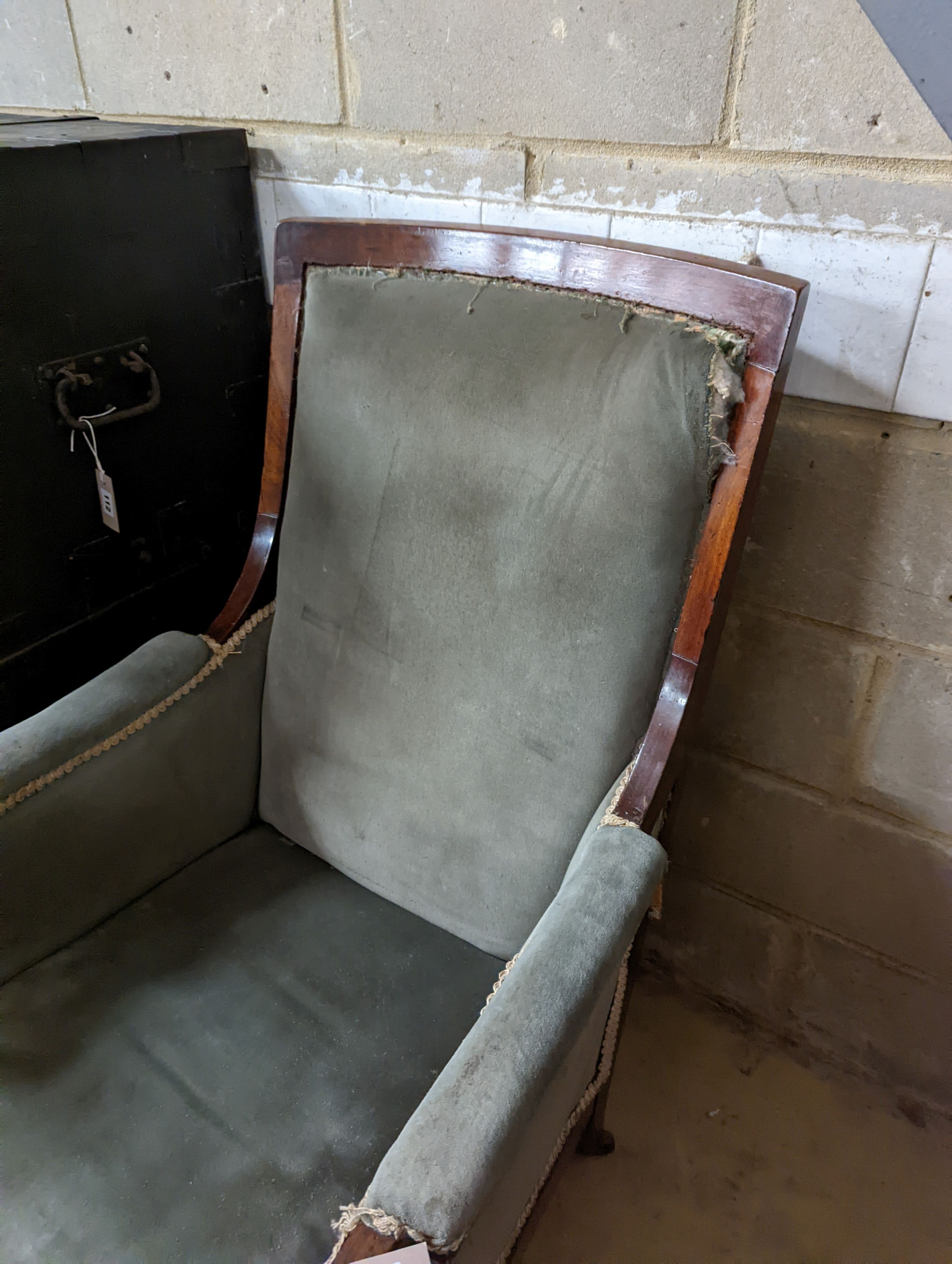 A William IV mahogany armchair. H-107cm.